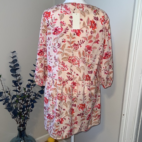 ✨NWT✨ Mellóday Floral Dress - Picture 4 of 4